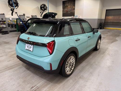 2026 MINI Hardtop Cooper S