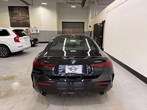 Black Sapphire Metallic 2025 BMW 430 i xDrive