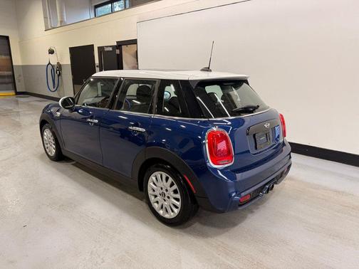 2016 MINI Hardtop Cooper S