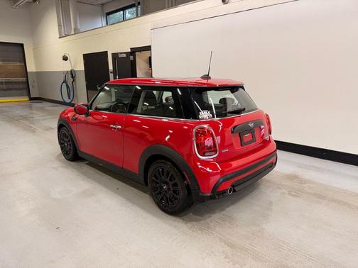 2023 MINI Hardtop Cooper
