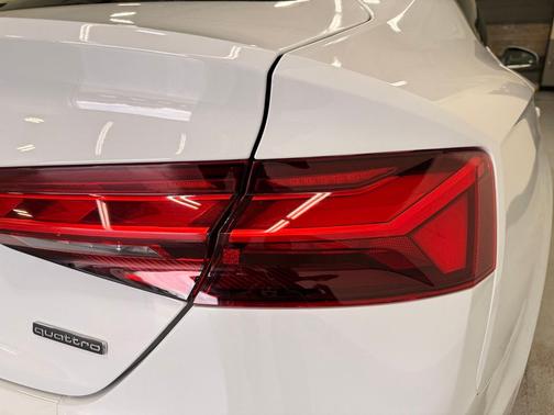Glacier White 2023 Audi A5 Sportback 45 S line Premium Plus