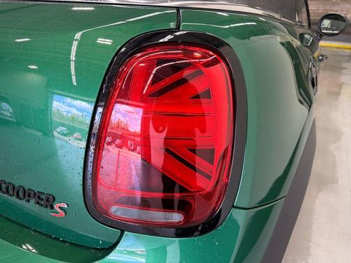 British Racing Green 2022 MINI Convertible Cooper S