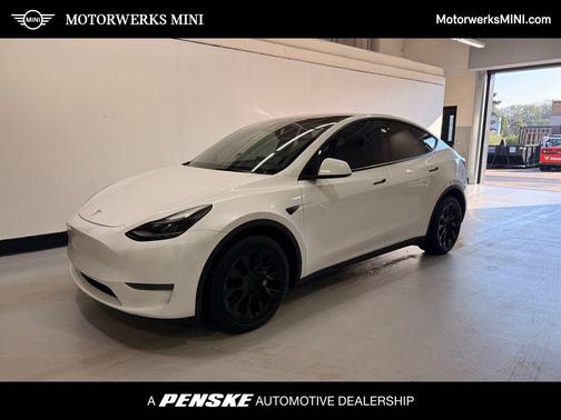 2024 Tesla Model Y Long Range Dual Motor All-Wheel Drive