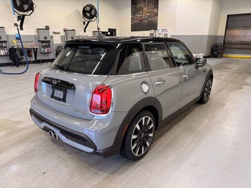 2023 MINI Hardtop Cooper S
