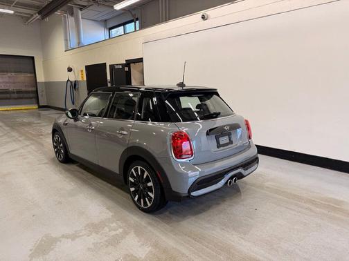 2023 MINI Hardtop Cooper S