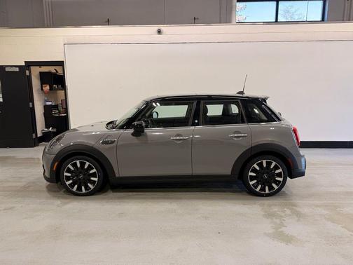 2023 MINI Hardtop Cooper S