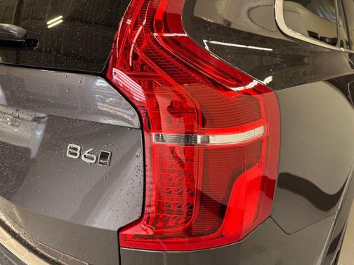 2024 Volvo XC90 B6 Plus Bright Theme 7-Seater