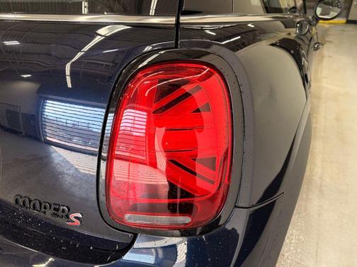 Black Metallic 2024 MINI Hardtop Cooper S