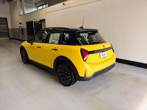 2025 MINI Hardtop Cooper S