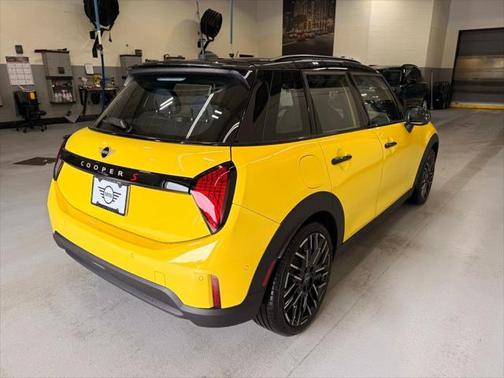 2025 MINI Hardtop Cooper S