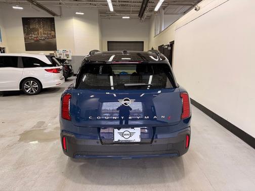 Indigo Sunset Blue Metallic 2026 MINI Countryman