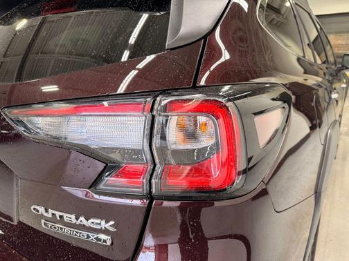 Mahogany Pearl 2023 Subaru Outback Touring XT