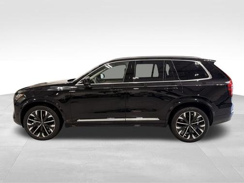Black 2026 Volvo XC90 B6 Plus 7-Seater