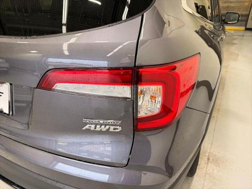 2022 Honda Pilot AWD Special Edition