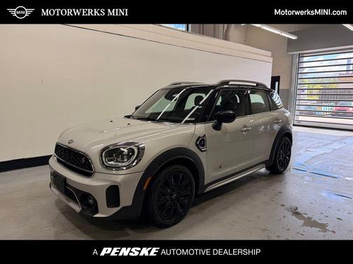White Silver Metallic 2022 MINI Countryman Cooper S ALL4