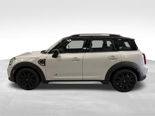 White Silver 2022 MINI Countryman Signature