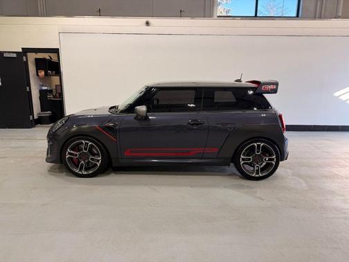 2021 MINI John Cooper Works GP Base