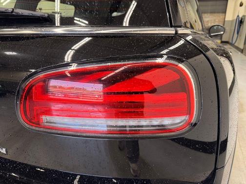Midnight Black Metallic 2022 MINI Clubman Cooper S