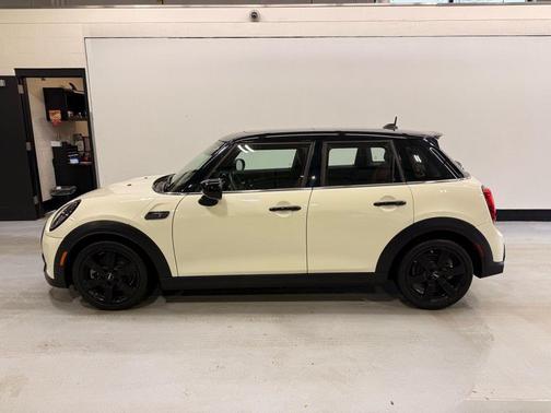 2023 MINI Hardtop Cooper S