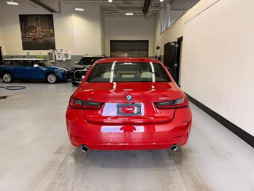 2023 BMW 330 xDrive