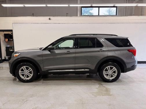Carbonized Gray Metallic 2023 Ford Explorer XLT