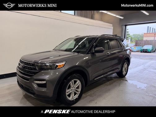 Carbonized Gray Metallic 2023 Ford Explorer XLT