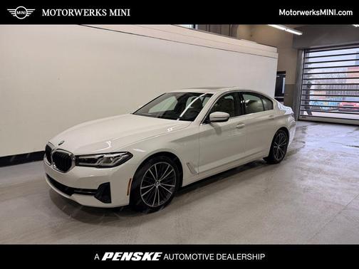 Alpine White 2023 BMW 530 i xDrive