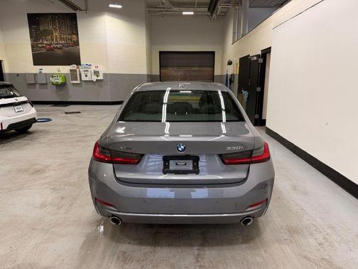2023 BMW 330 xDrive