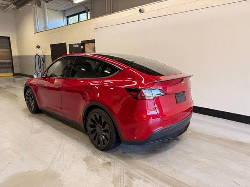 2023 Tesla Model Y Performance Dual Motor All-Wheel Drive