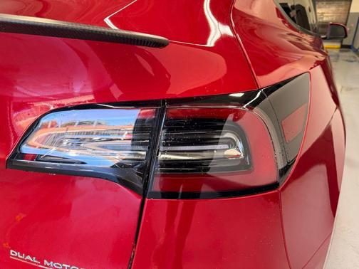 2023 Tesla Model Y Performance Dual Motor All-Wheel Drive
