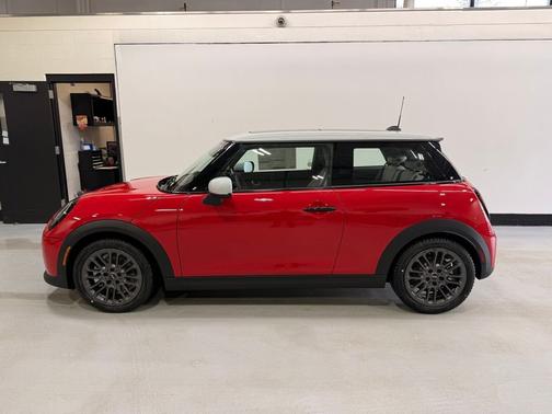 Chili Red II 2026 MINI Hardtop