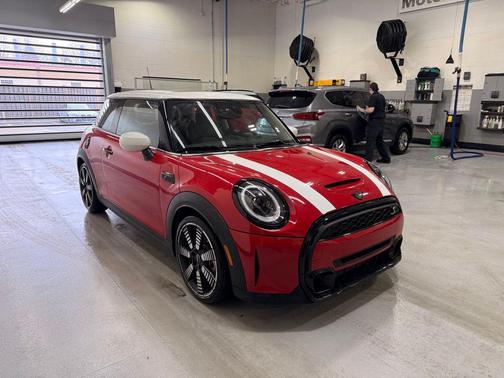 2023 MINI Hardtop Cooper S