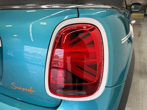 Caribbean Aqua 2024 MINI Convertible Cooper S