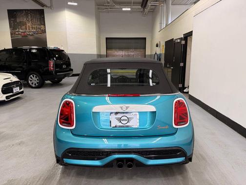 Caribbean Aqua 2024 MINI Convertible Cooper S