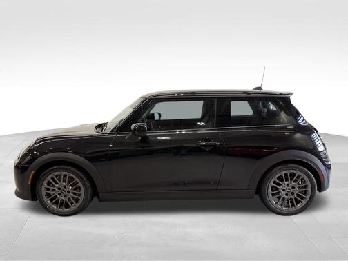 Midnight Black 2025 MINI Hardtop