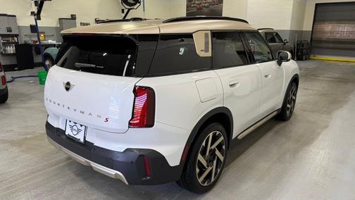 2027 MINI Countryman