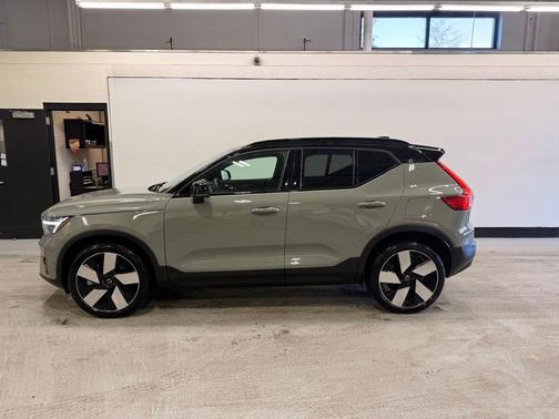 2023 Volvo XC40 Recharge Pure Electric Twin Ultimate