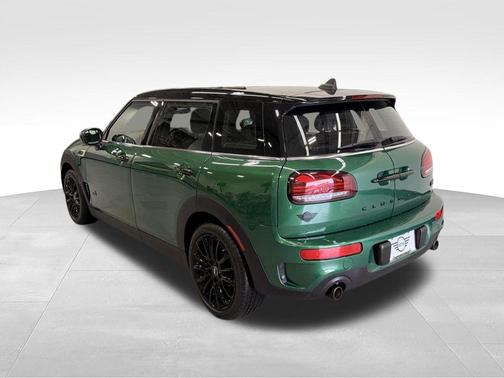 British Racing Green 2024 MINI Clubman