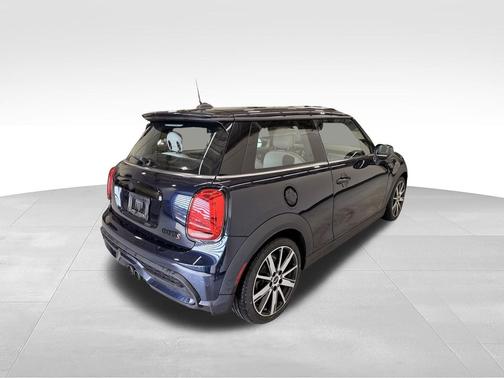 Black Metallic 2024 MINI Hardtop