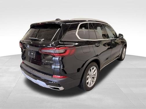 Jet Black 2022 BMW X5 xDrive40i