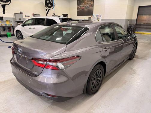 Predawn Gray Mica 2022 Toyota Camry LE