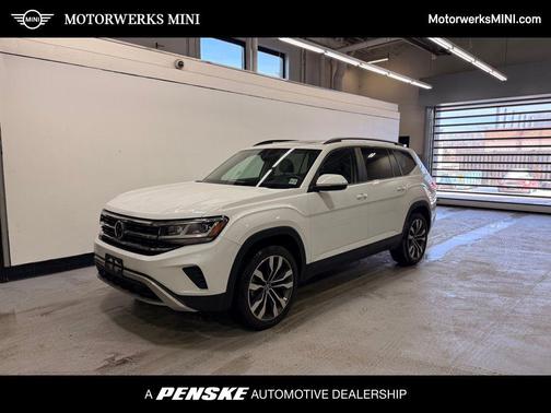 2022 Volkswagen Atlas 3.6L SE w/Technology