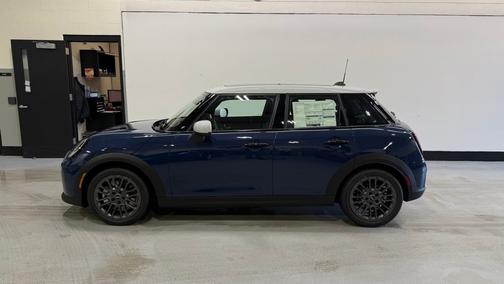 Indigo Sunset Blue Metallic 2026 MINI Hardtop