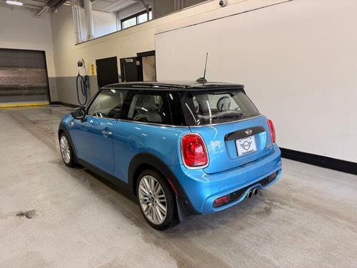 Electric Blue Metallic 2018 MINI Hardtop Cooper S