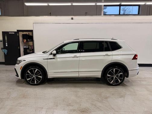 2024 Volkswagen Tiguan 2.0T SEL R-Line 4MOTION