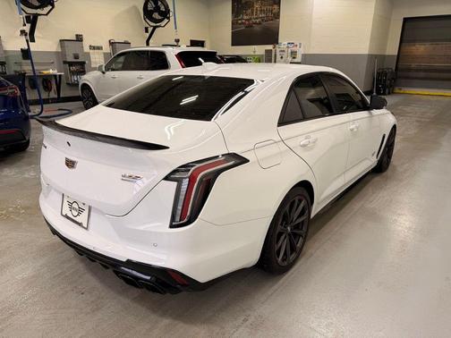 Summit White 2022 Cadillac CT4-V V-Series Blackwing