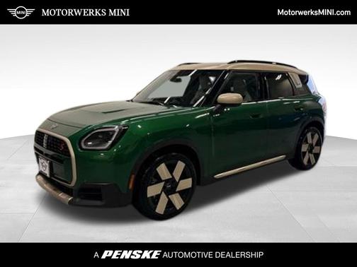 British Racing Green 2025 MINI Countryman