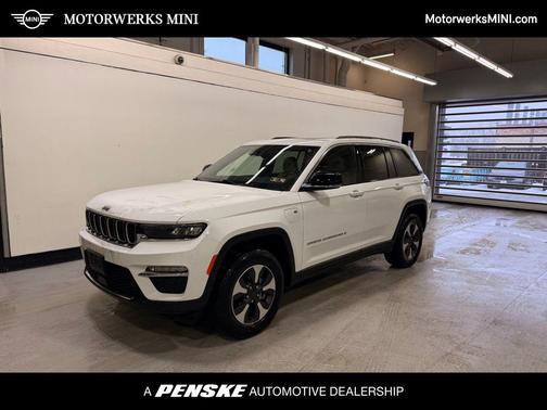 2022 Jeep Grand Cherokee 4xe Base