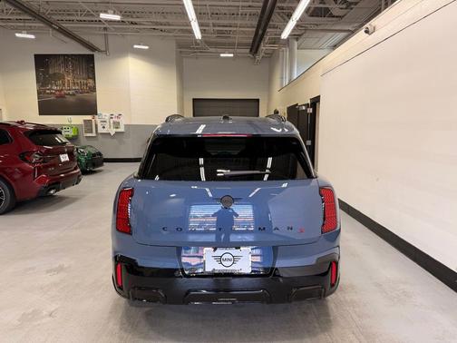 Slate Blue Metallic 2027 MINI Countryman
