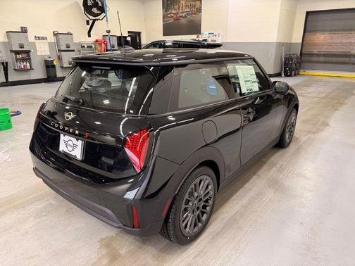 Midnight Black II Metallic 2026 MINI Hardtop Cooper S